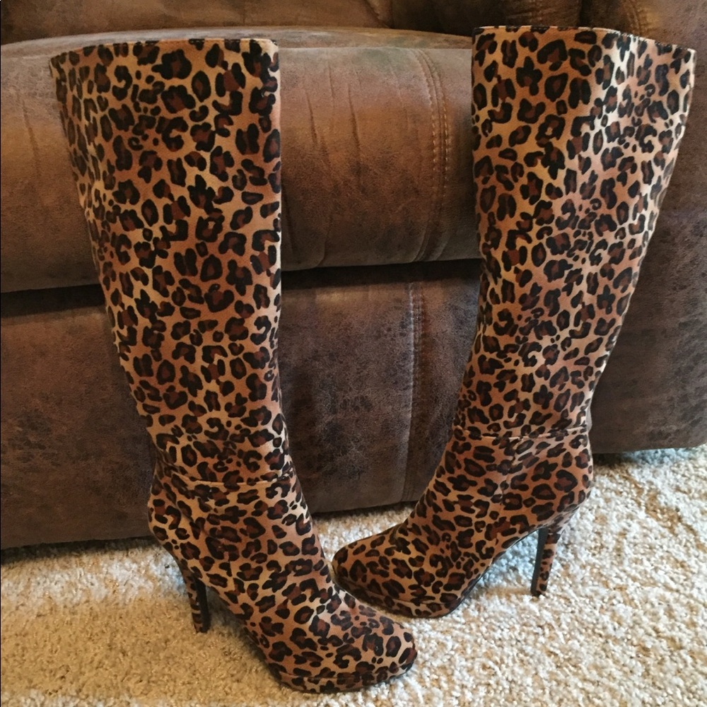 Leopard Ladies Boots